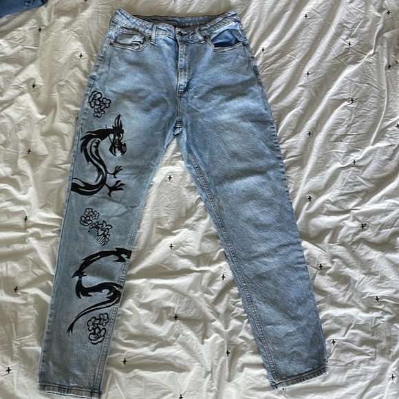 Disney Mulan Mushu Mom‎ Jeans Hot Topic Dragon size 11 - Picture 11 of 12